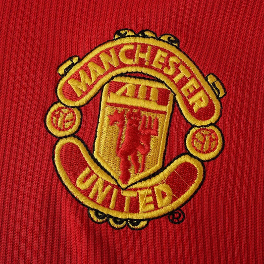 Manchester United 1999/00 Home Shirt