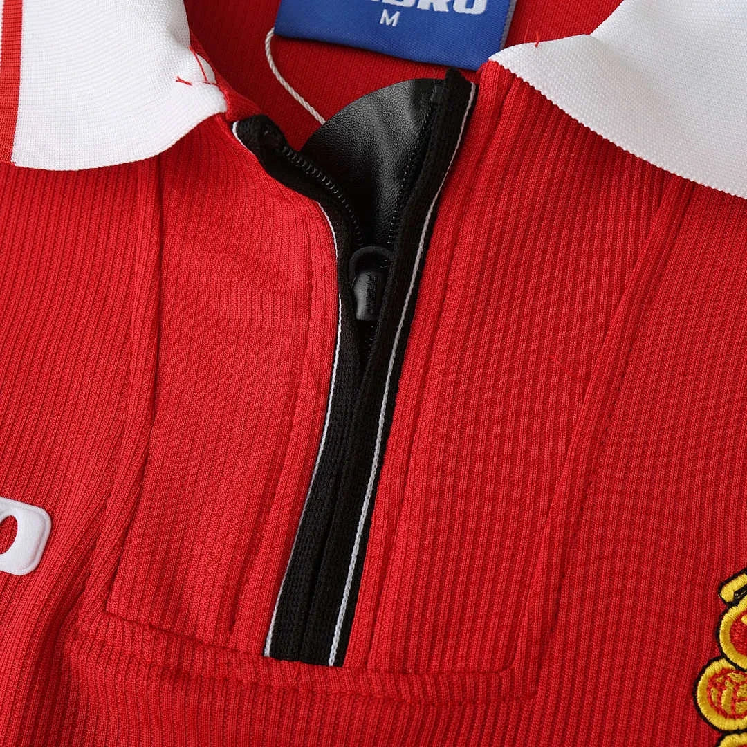 Manchester United 1999/00 Home Shirt
