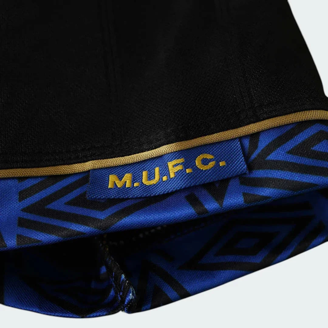 Manchester United 1994/95 Away Shirt