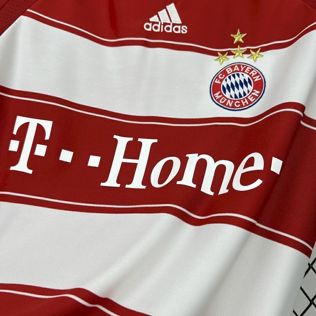 Camisa Bayern de Munique I 2010/11 - imagem 4