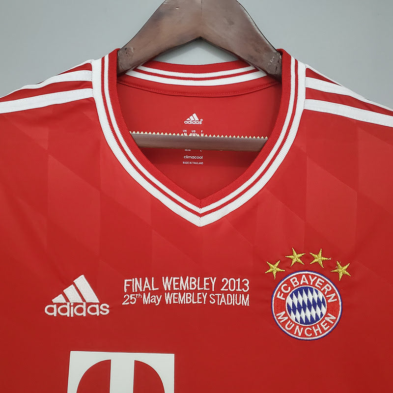 Bayern München 2013/14 Home Shirt