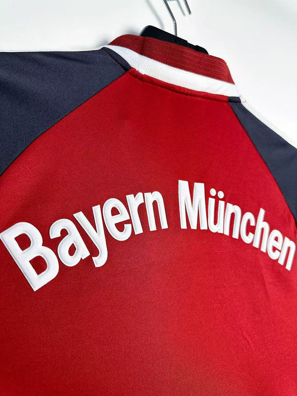 Camisa Bayern de Munique I 2001/02 - imagem 5