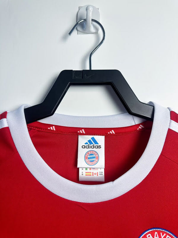 Camisa Bayern de Munique I 2001/02 - imagem 4