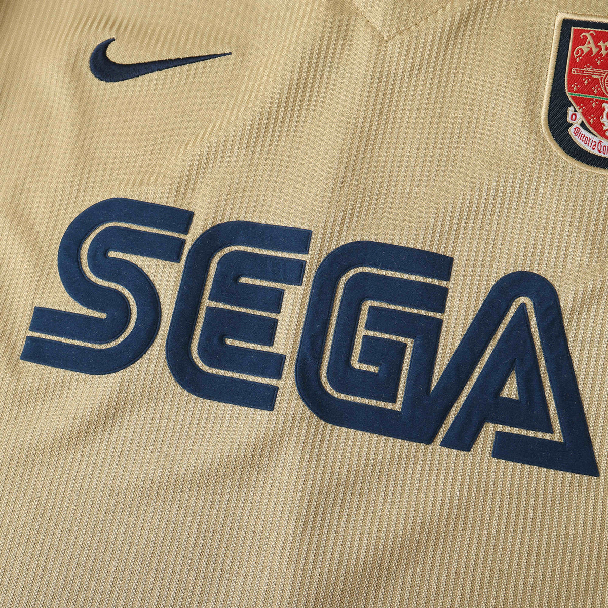 Arsenal 2001/02 Away Shirt