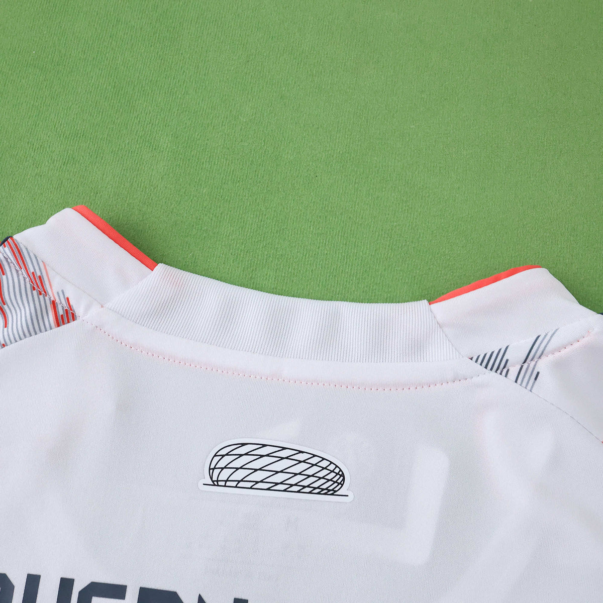 Bayern München 2025/26 Away Shirt