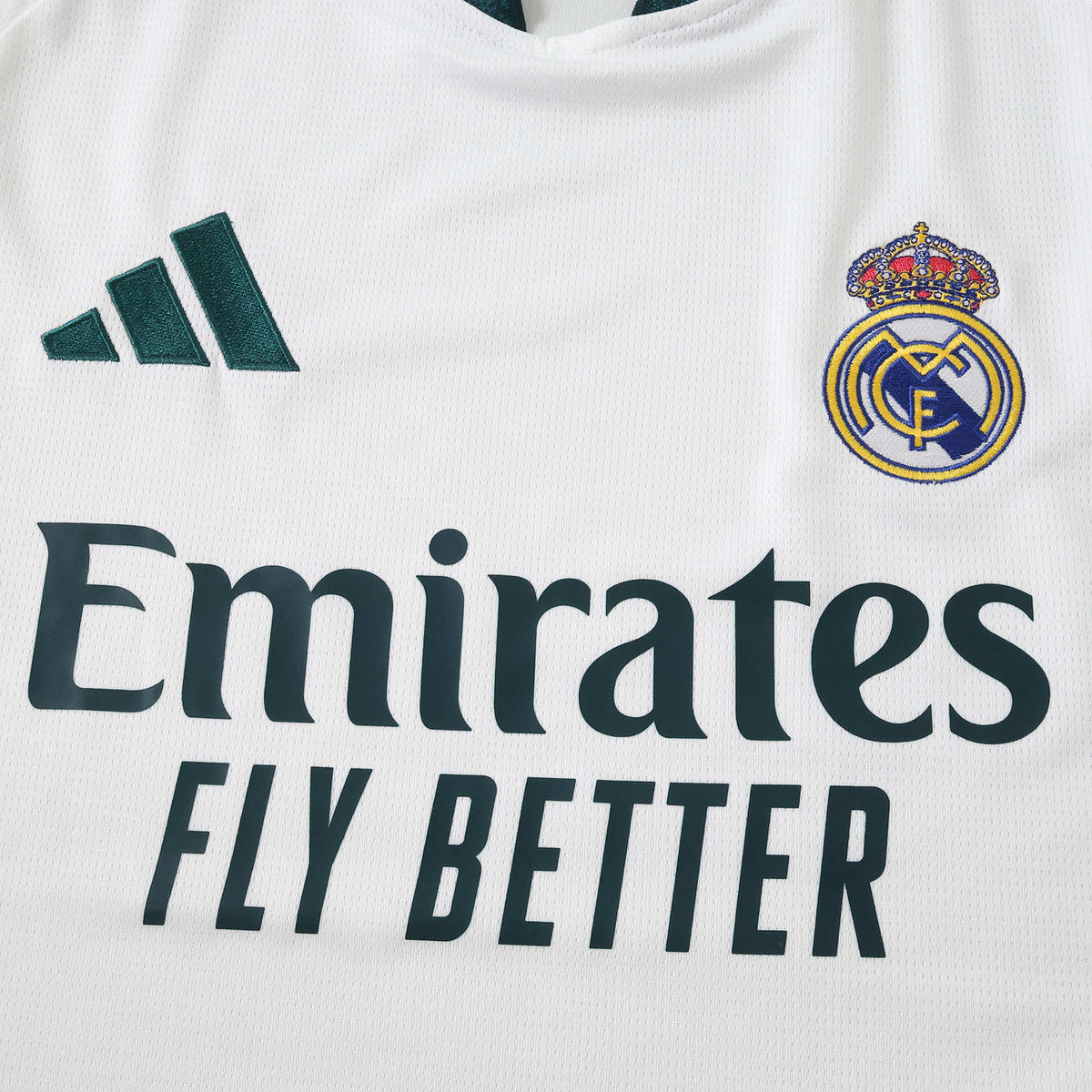 Conjunto Infantil Real Madrid 2026/27 I - 6