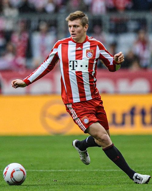 Camisa Bayern de Munique I 2010/11 - imagem 2