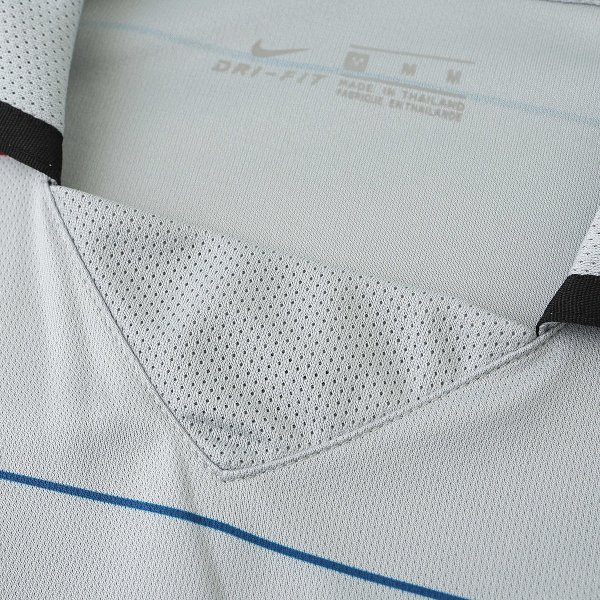 Barcelona 2003/04 Away Shirt