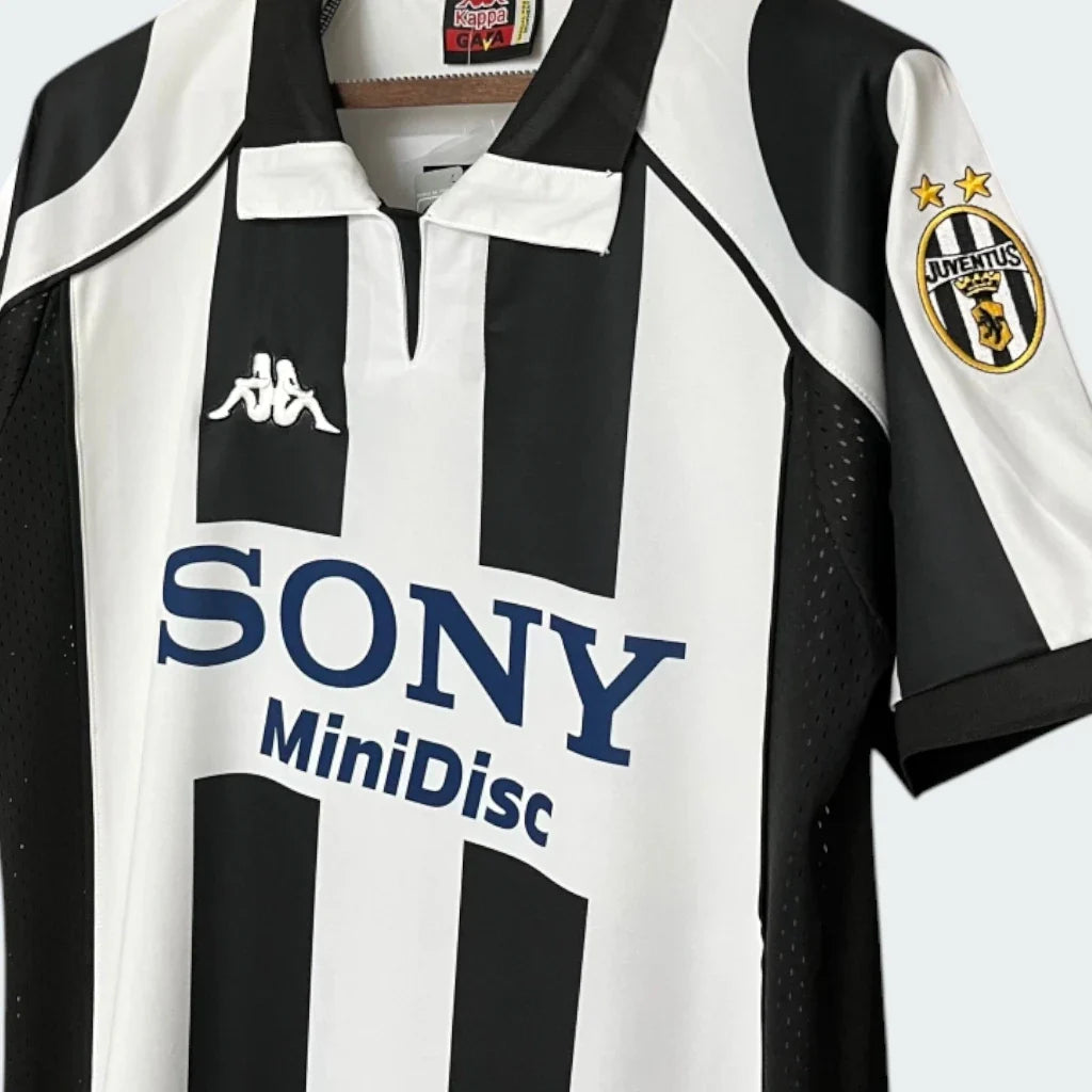 Juventus 1997/98 Home Shirt