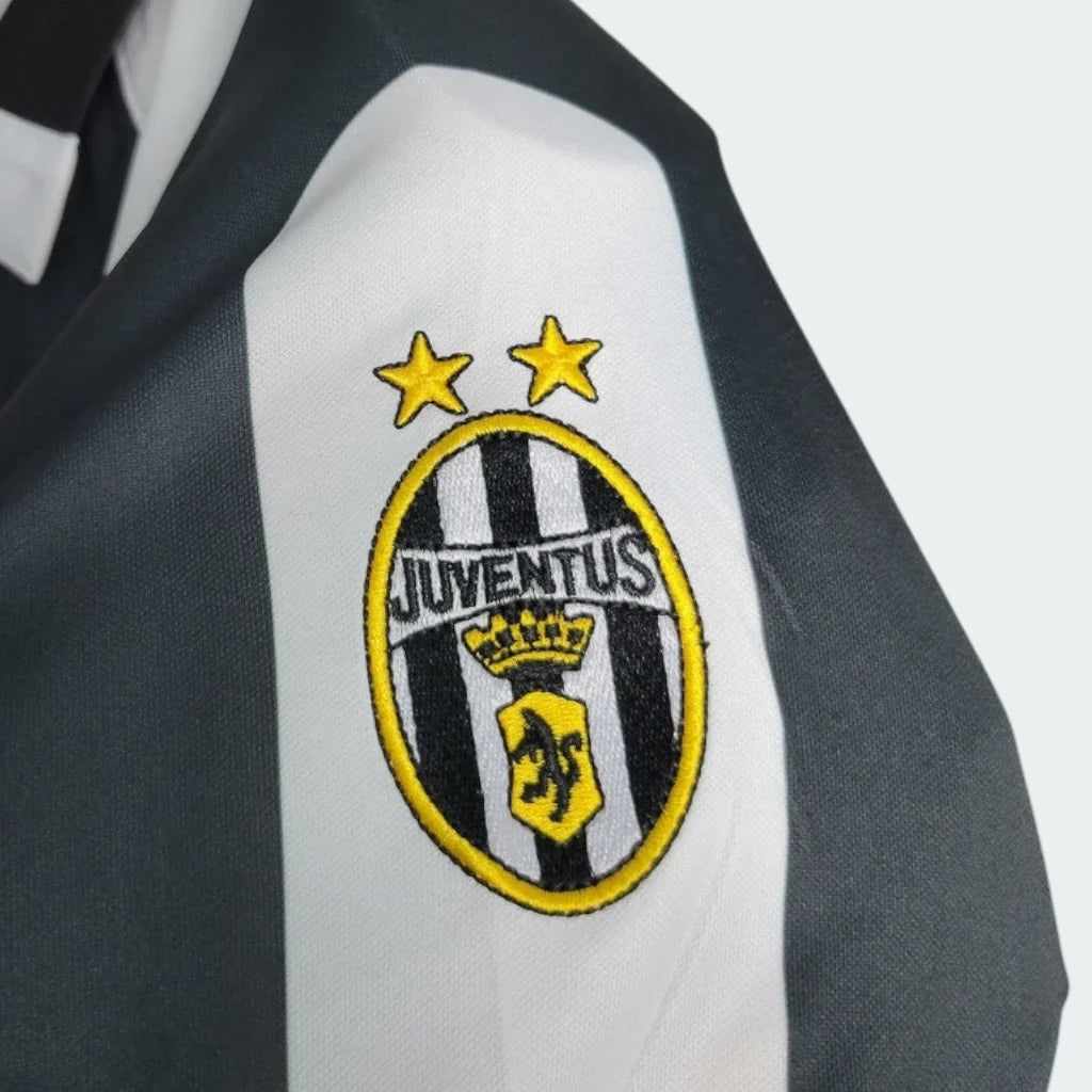 Juventus 1997/98 Home Shirt