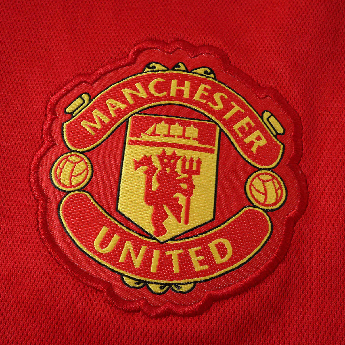 Manchester United 2026/27 Home Kids Kit