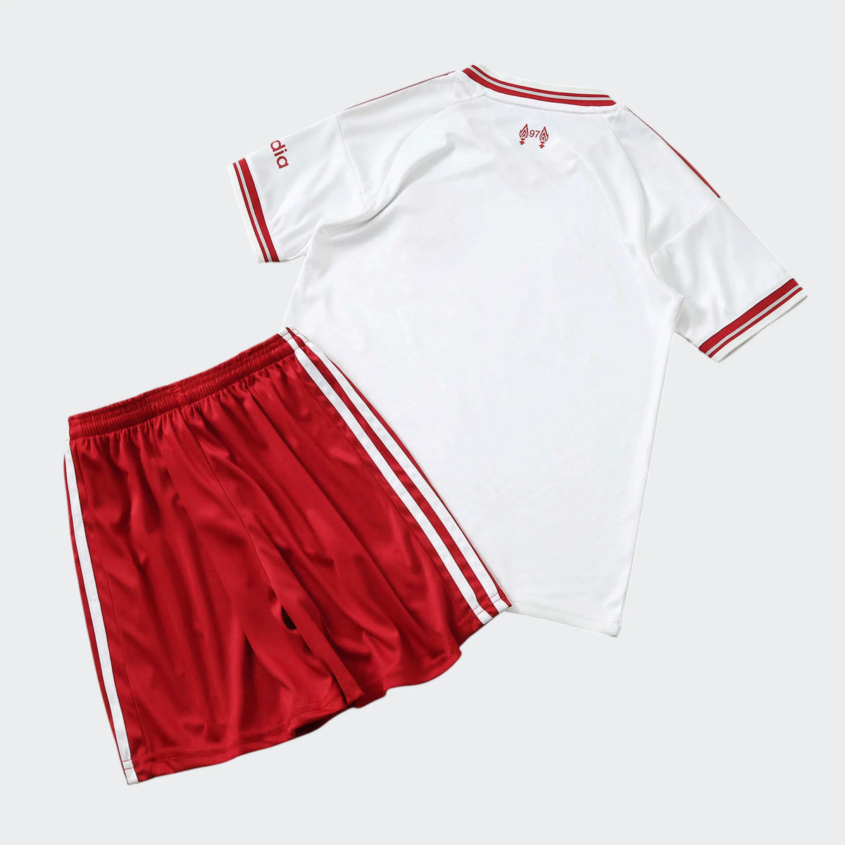 Liverpool 2026/27 Away Kids Kit