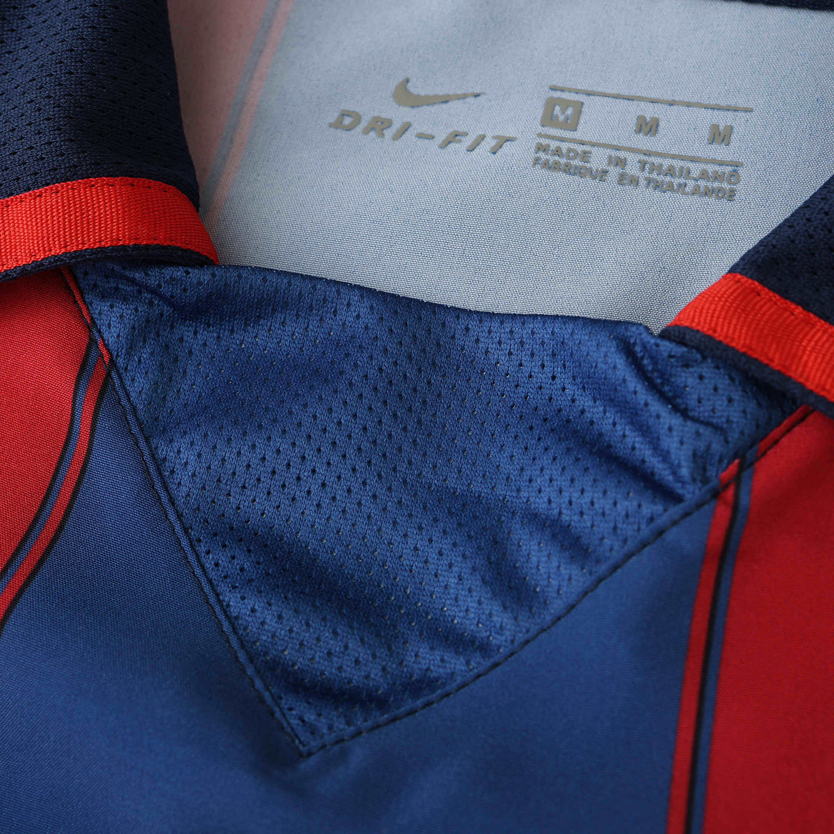 Barcelona 2003/04 Home Shirt