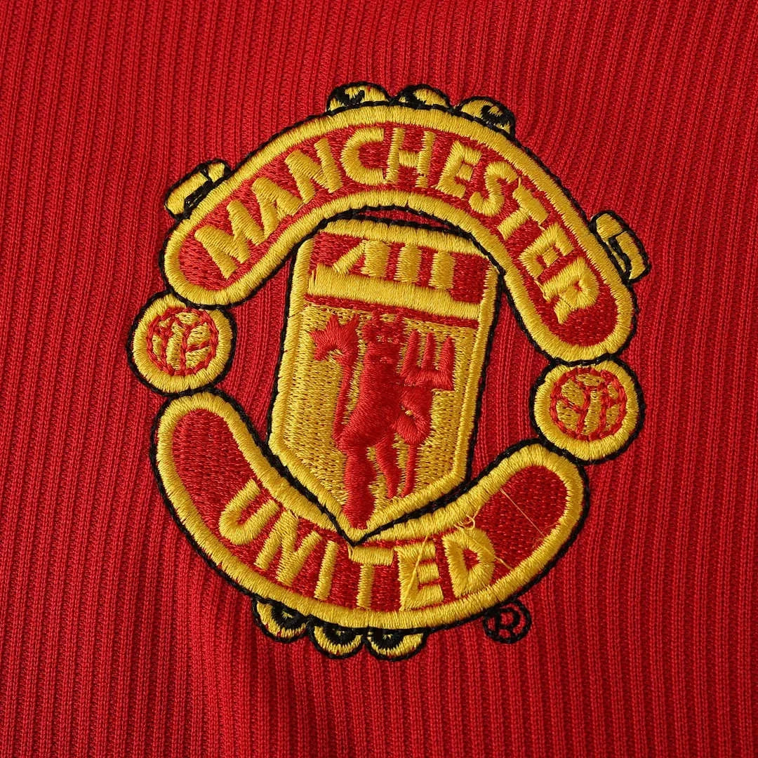 Manchester United 1999/00 Home Long Sleeve Shirt