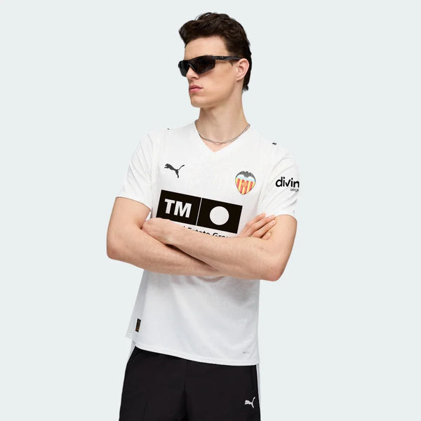 Valencia 2025/26 Home Shirt