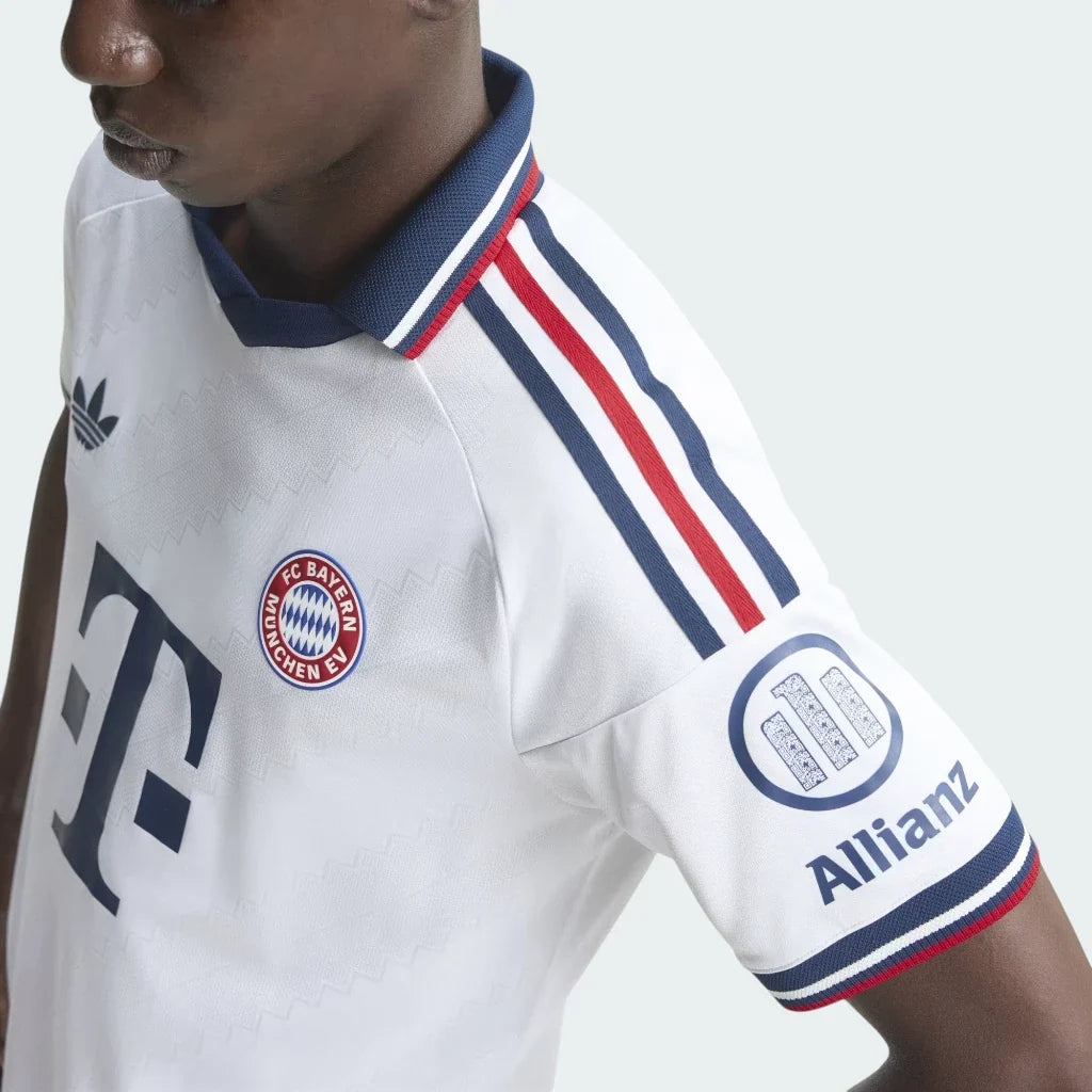 Bayern München 2026/27 Away Player Shirt